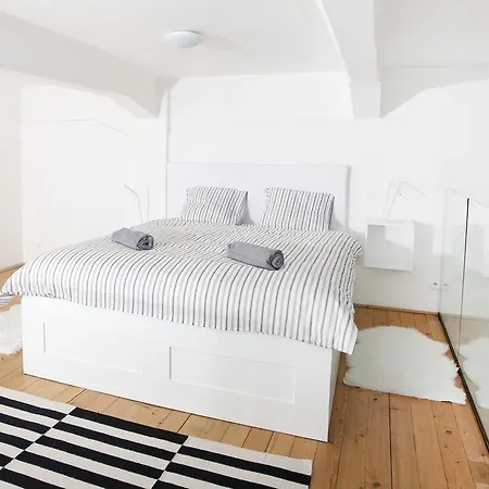 Apartment Loft In Palmovka Prague